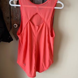 Lulu lemon sculpt tank